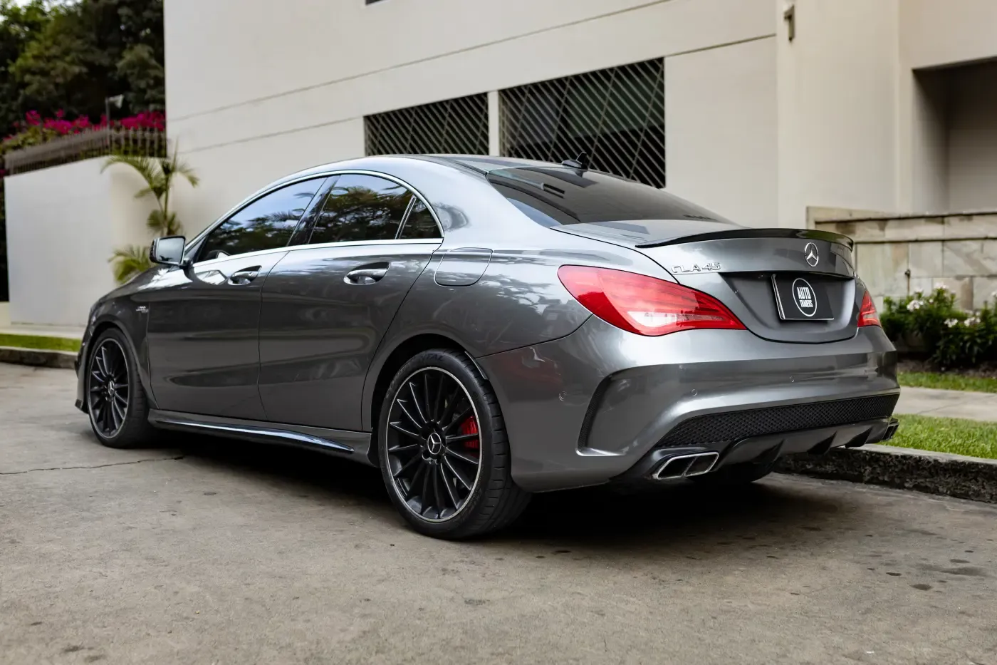 MERCEDES BENZ CLA 45 AMG