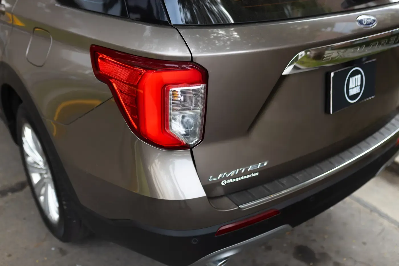 FORD Explorer Limited