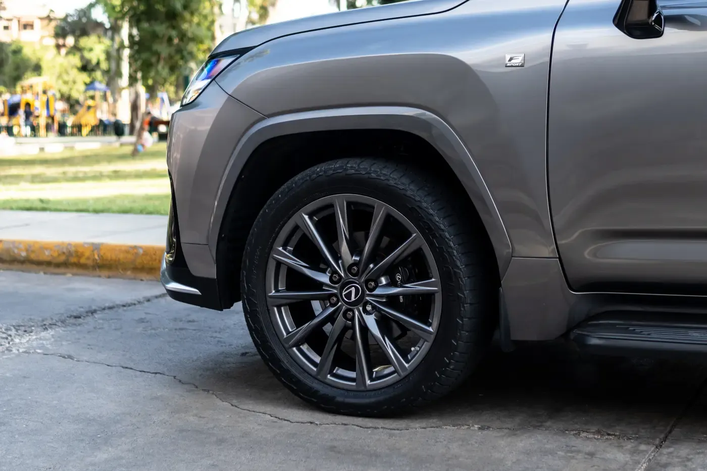 LEXUS LX 600 F Sport