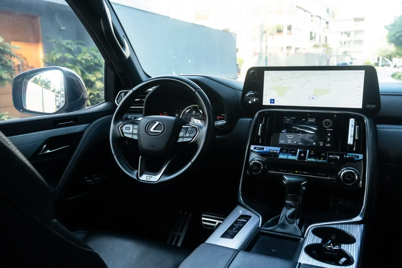 LEXUS LX 600 F Sport