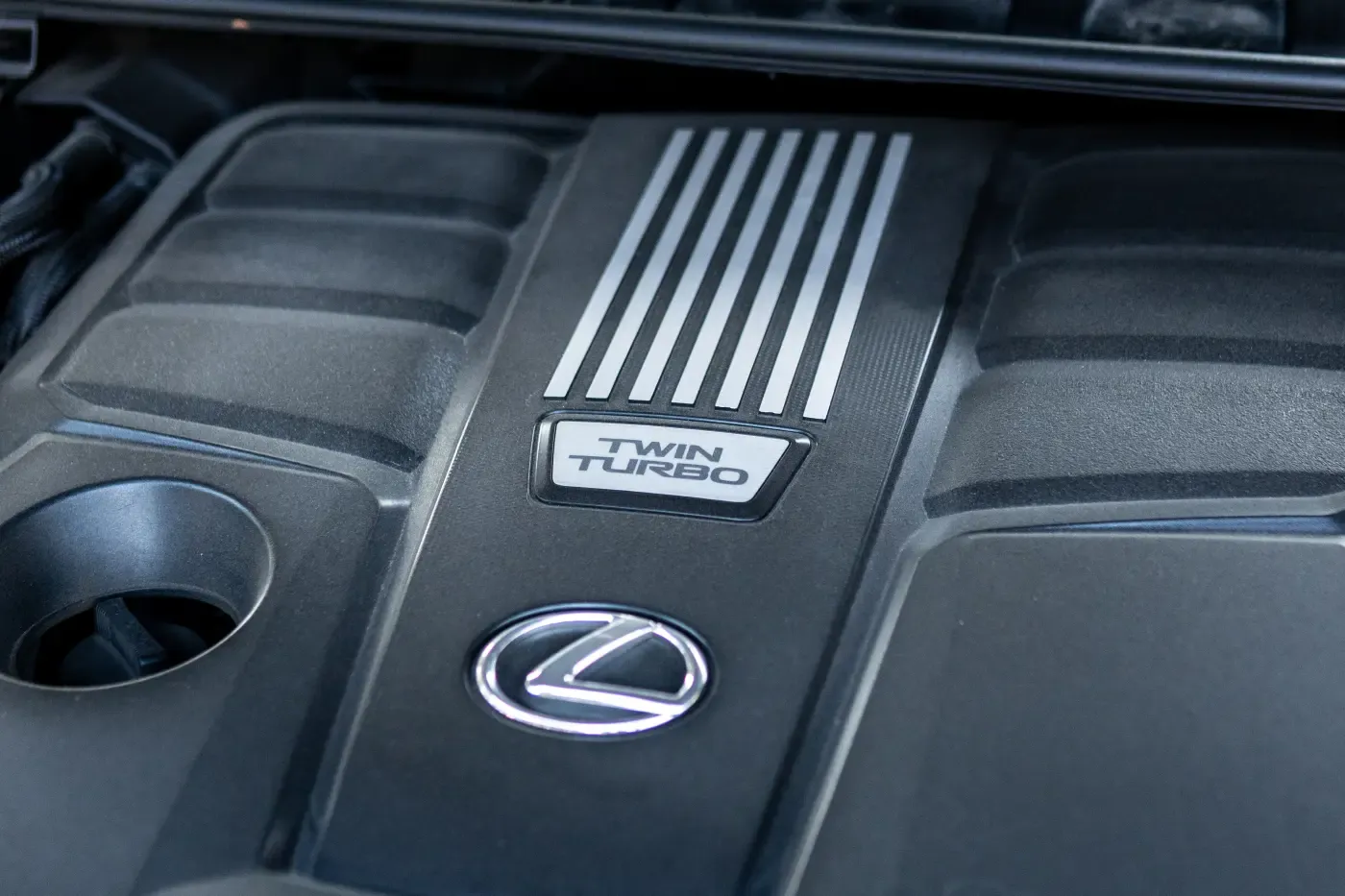 LEXUS LX 600 F Sport