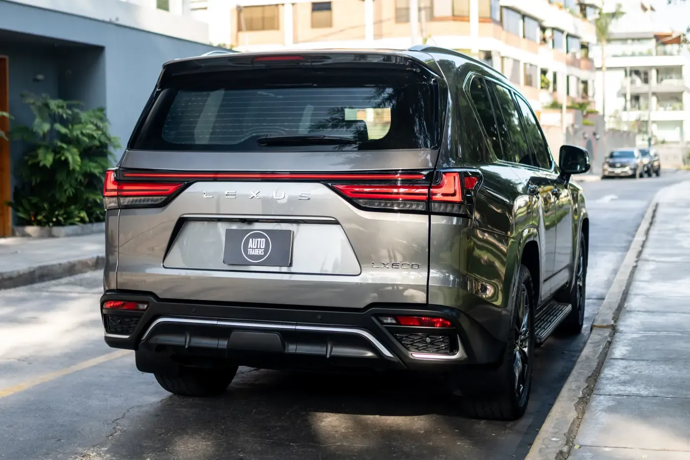 LEXUS LX 600 F Sport