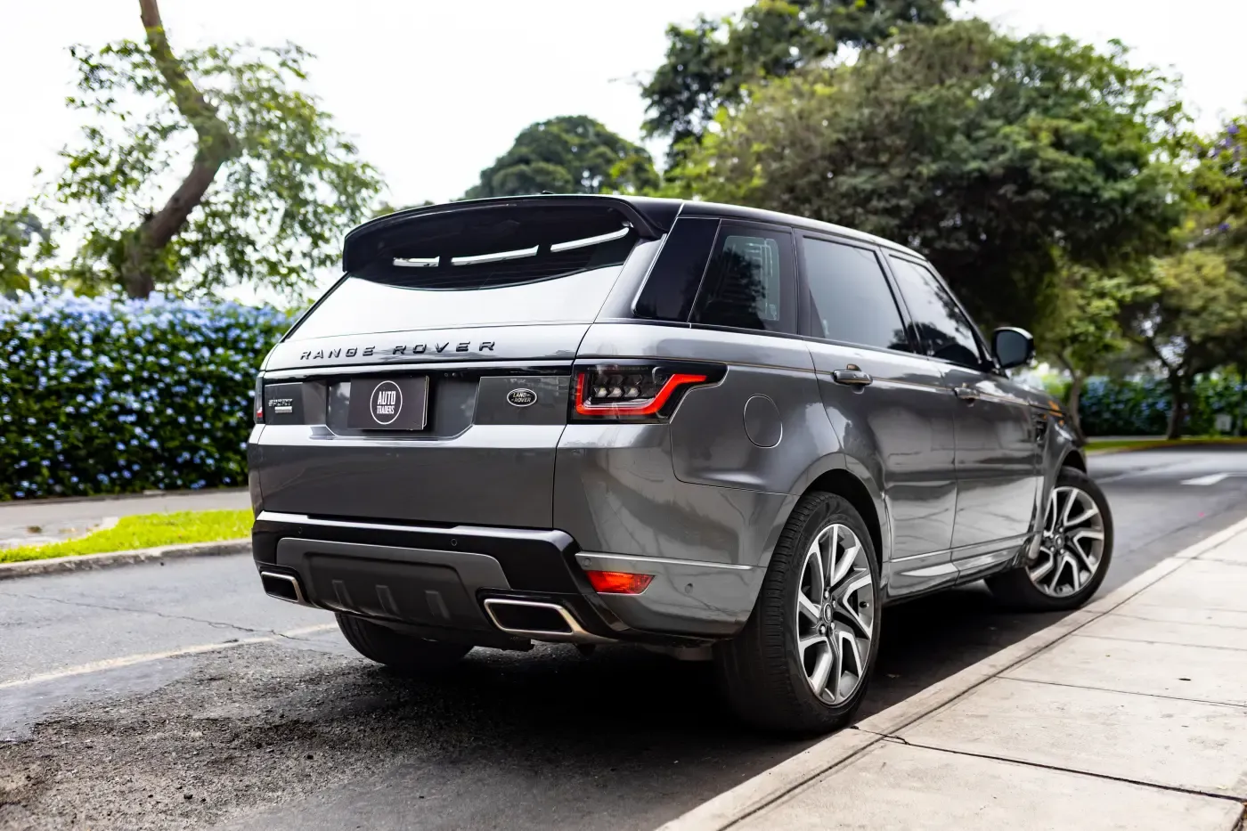 LAND ROVER Range Rover Sport Autobiography