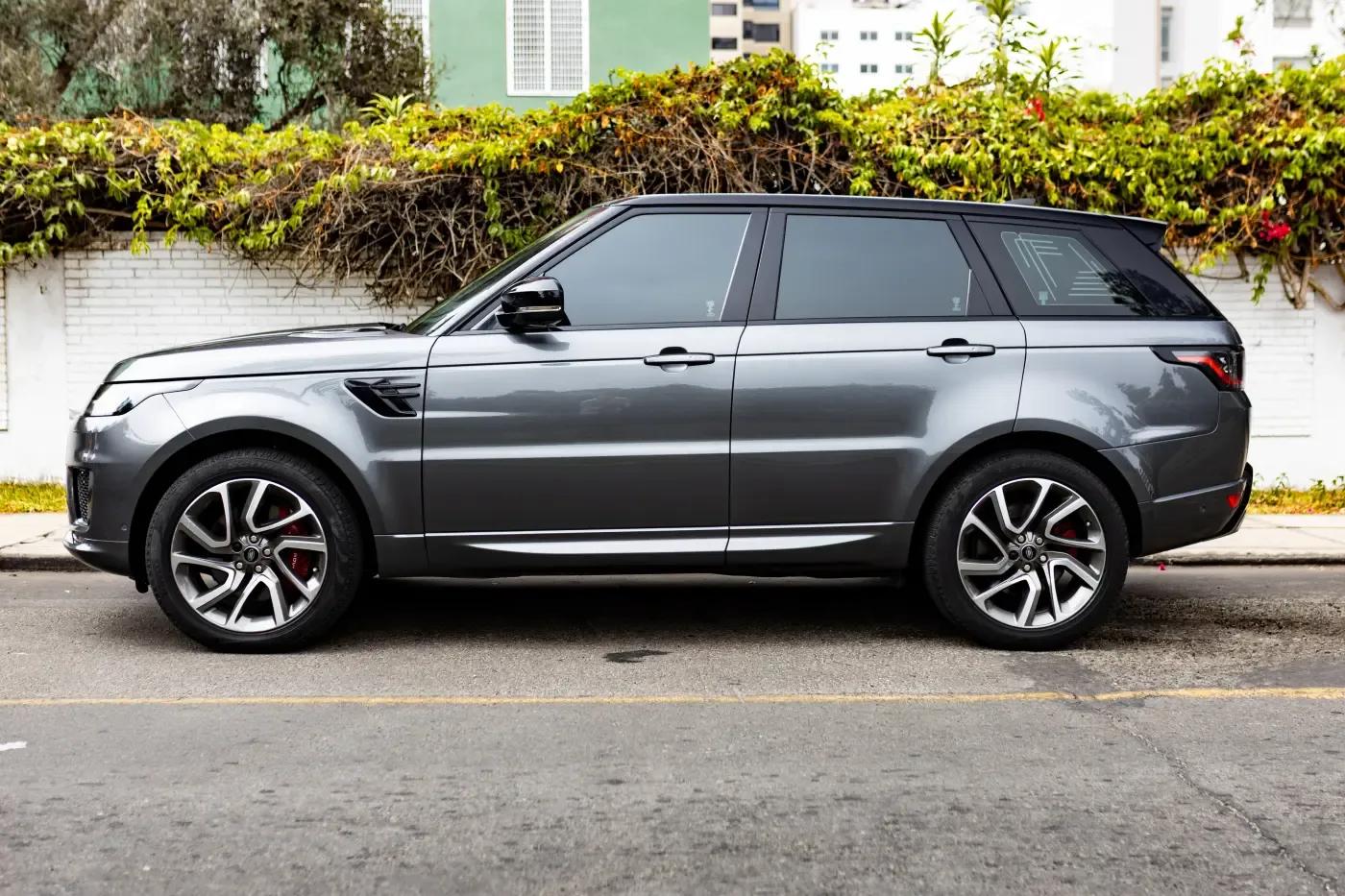 LAND ROVER Range Rover Sport Autobiography
