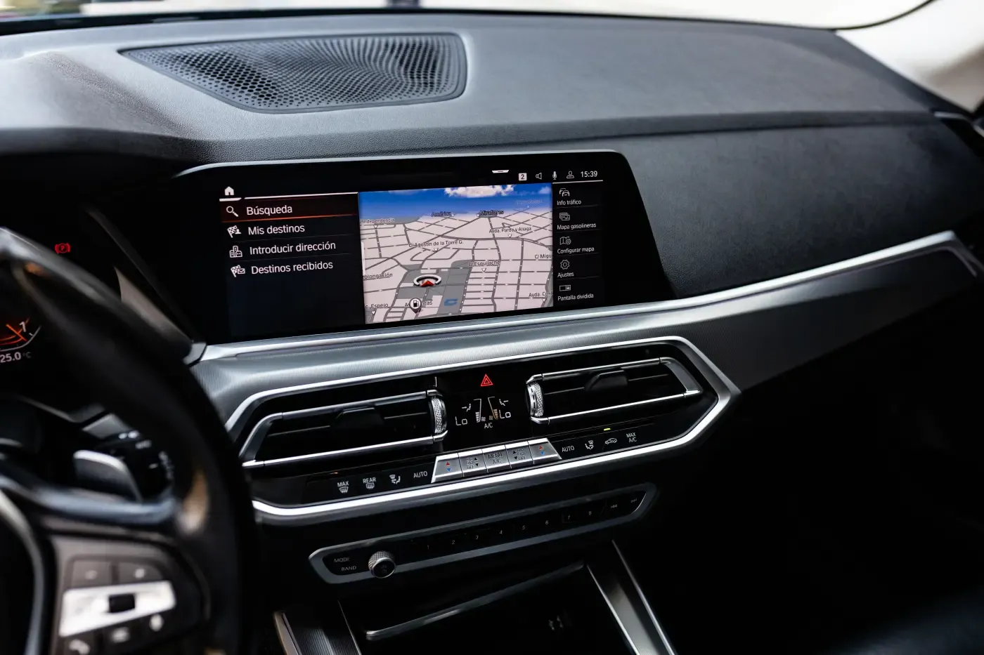 BMW X5 40i
