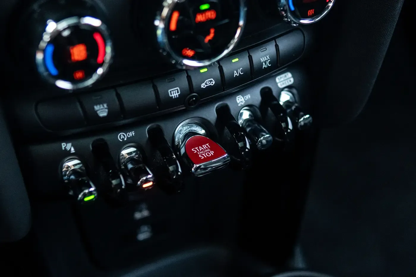 MINI Cooper JCW Pat Moss