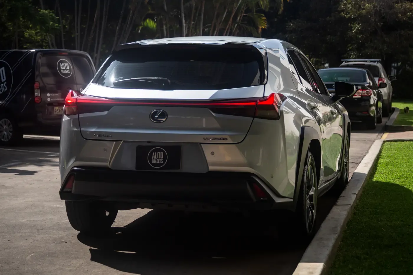LEXUS UX 250h