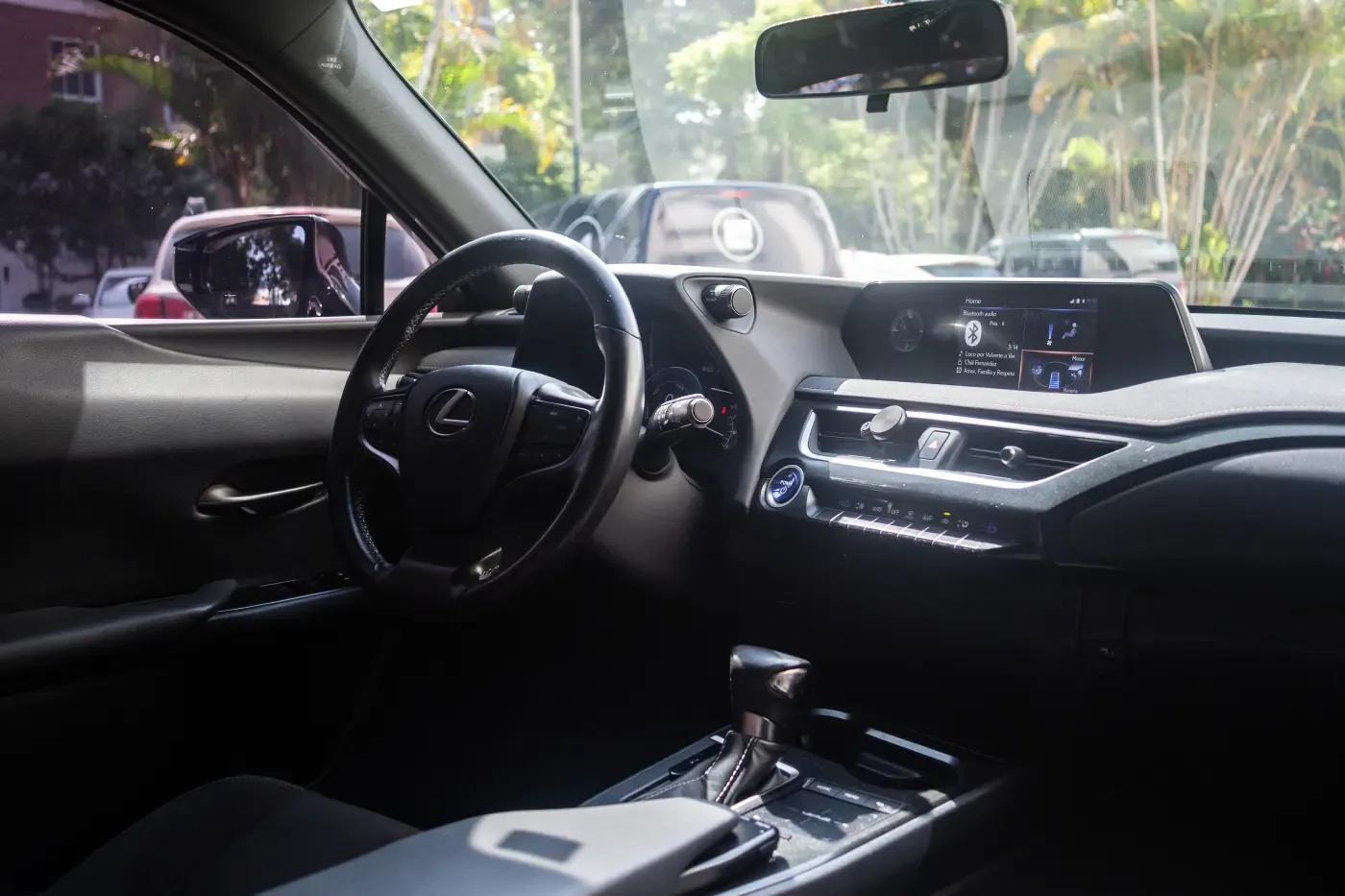 LEXUS UX 250h