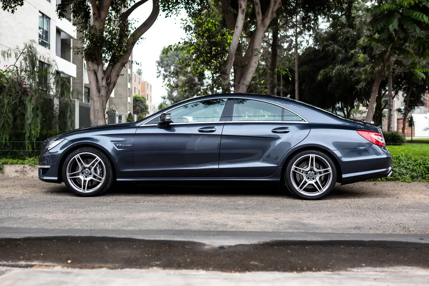 MERCEDES BENZ CLS 63 AMG