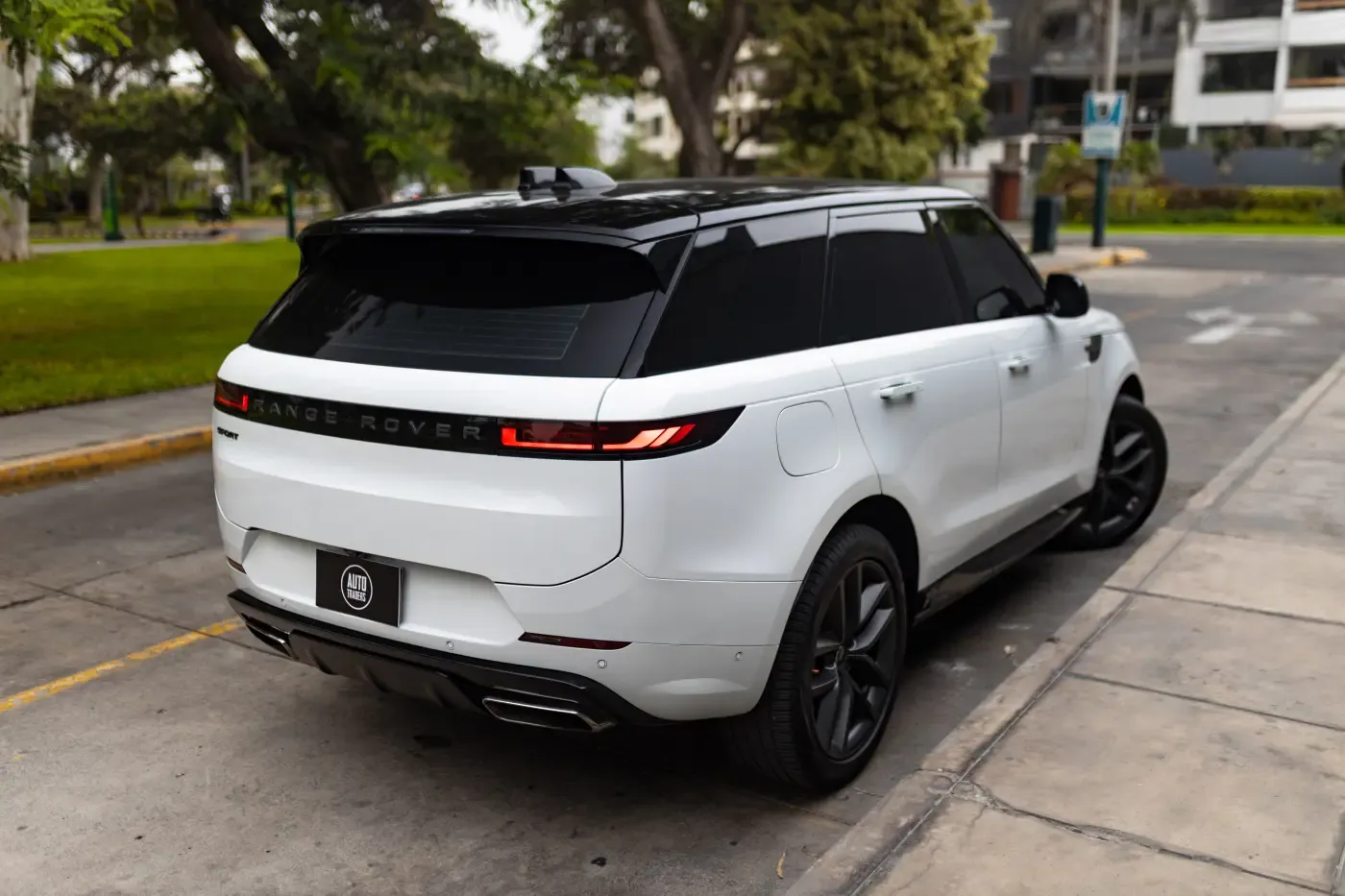 LAND ROVER Range Rover Sport P460E HSE