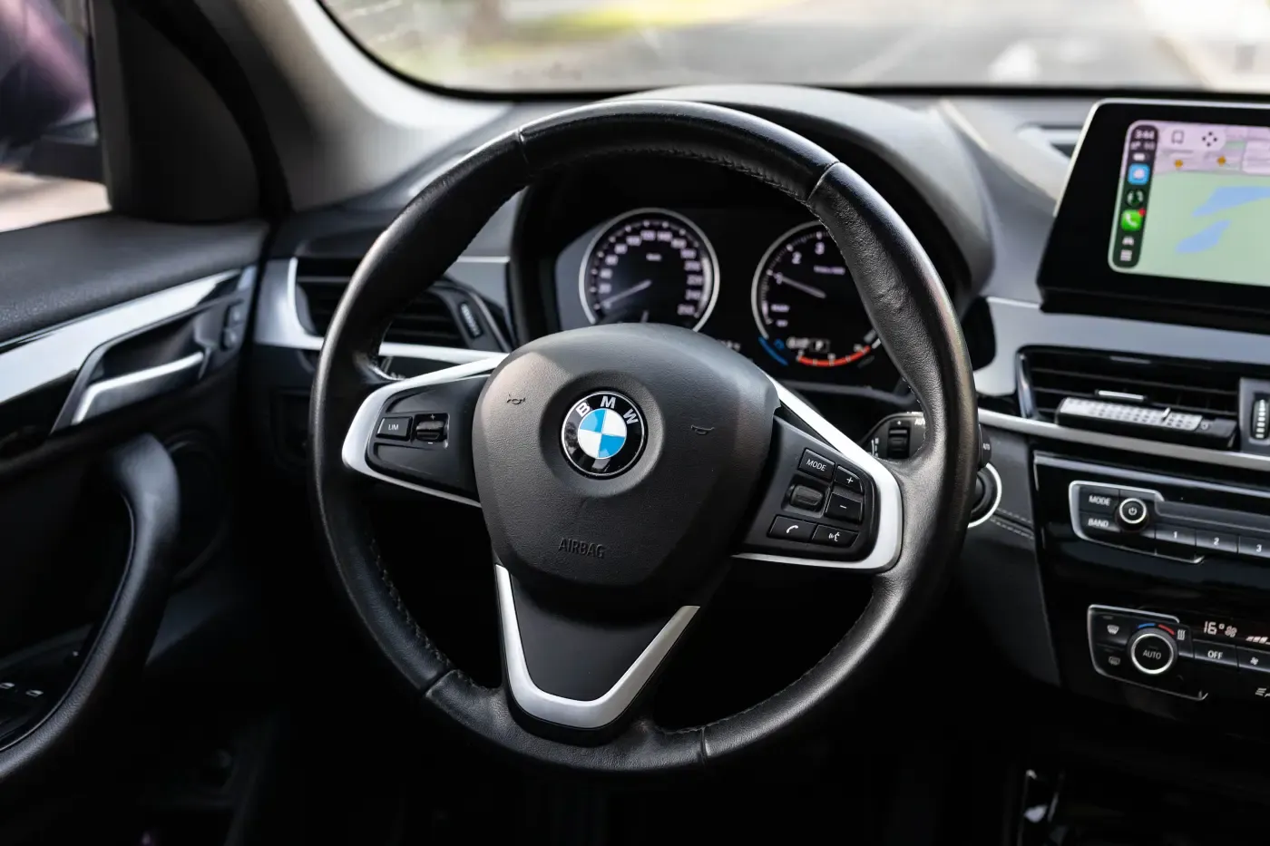 BMW X1 18i