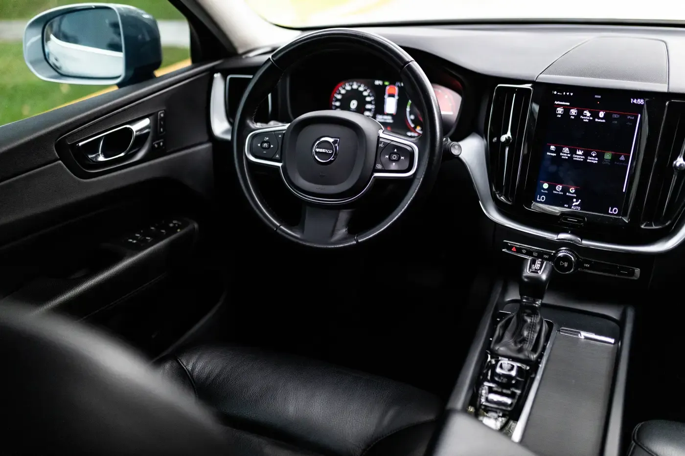 VOLVO XC60 T5 AWD