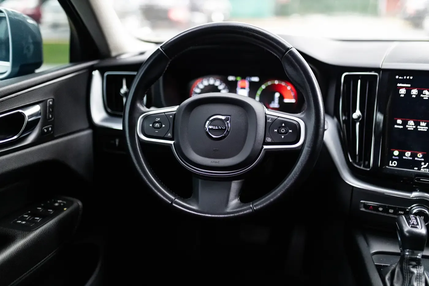 VOLVO XC60 T5 AWD