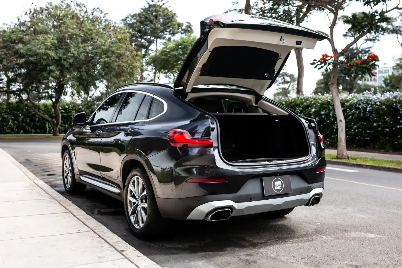 BMW X4 20i