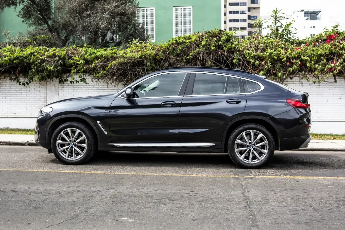 BMW X4 20i