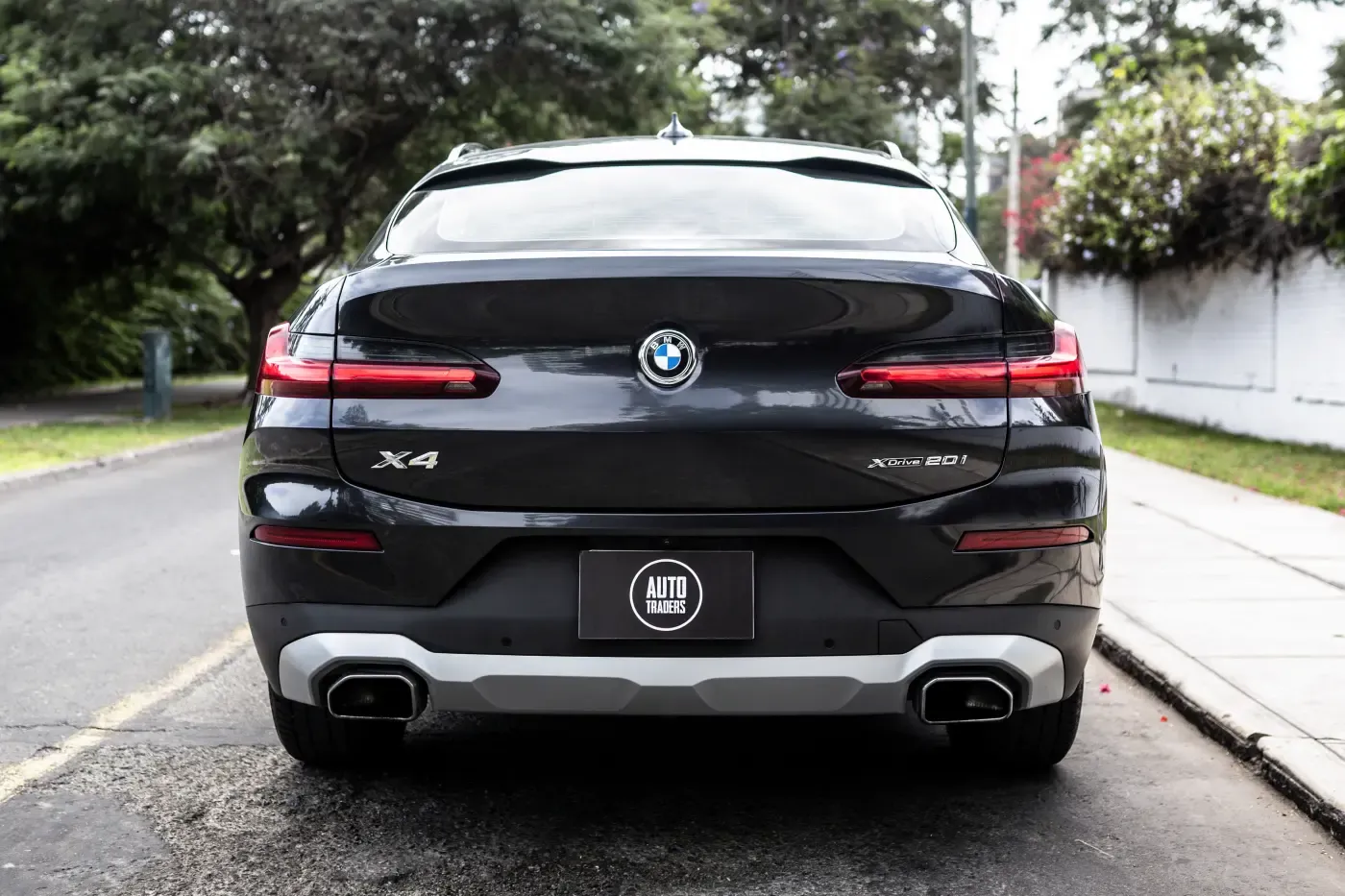 BMW X4 20i