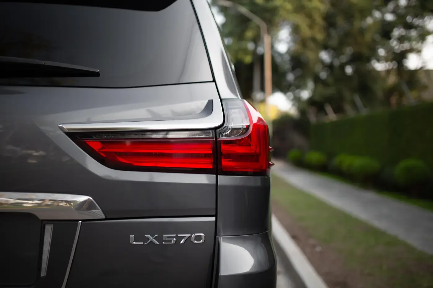 LEXUS LX 570