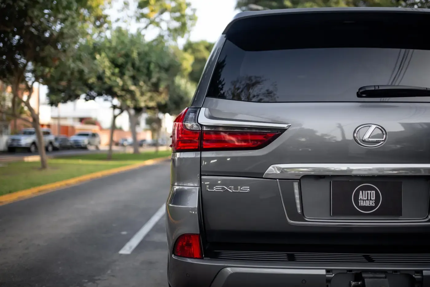 LEXUS LX 570