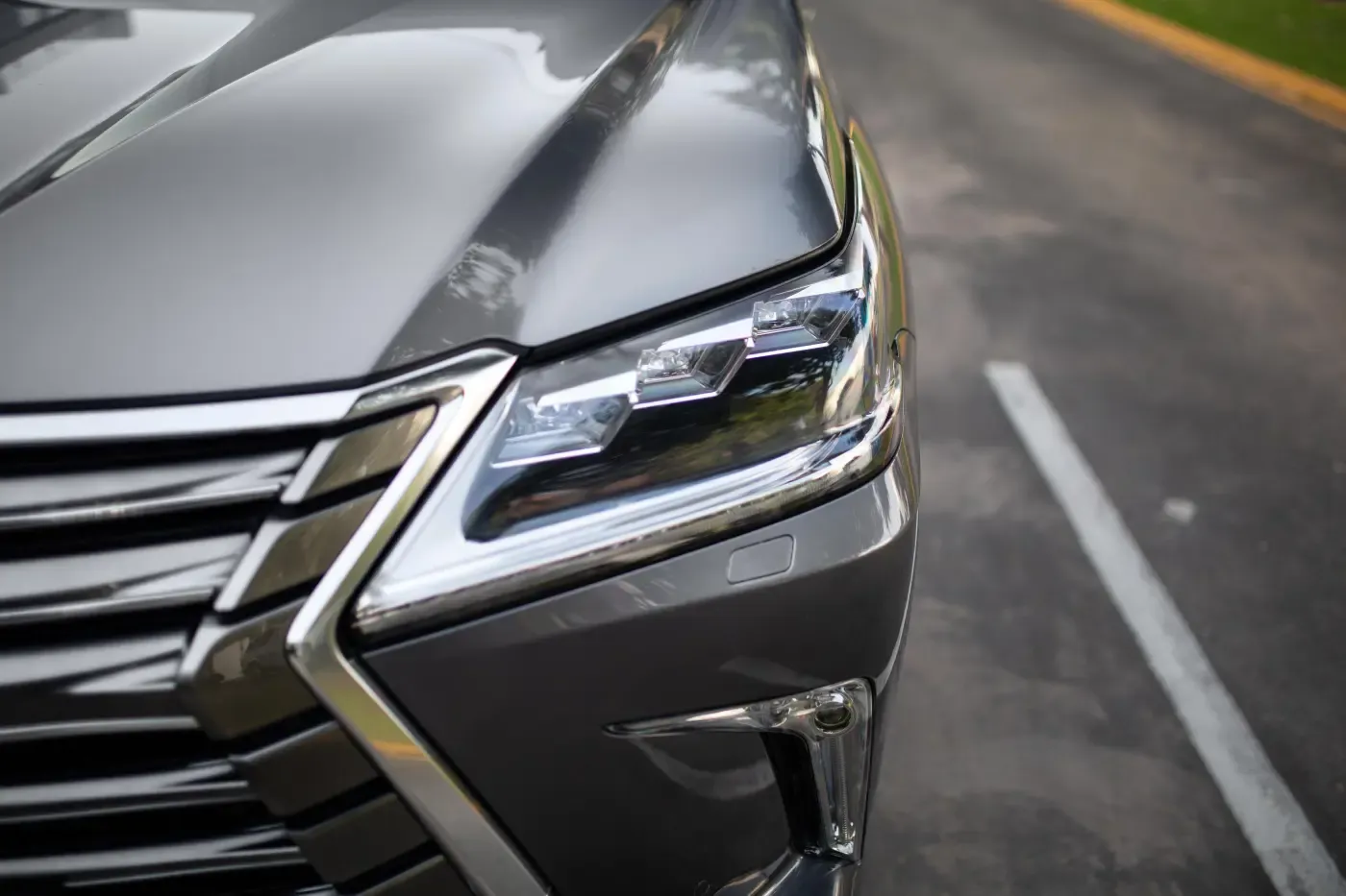 LEXUS LX 570