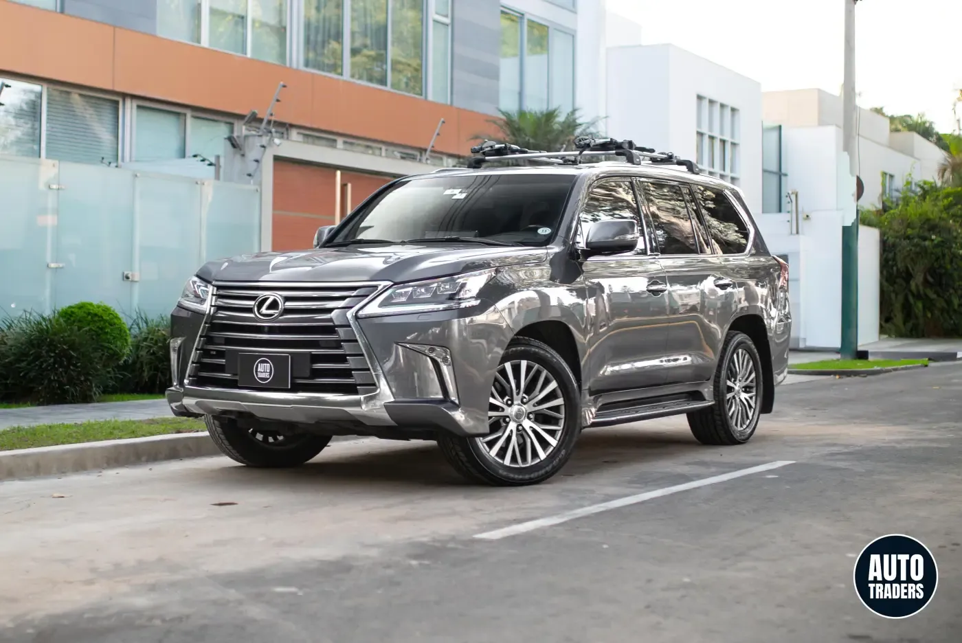 LEXUS LX 570