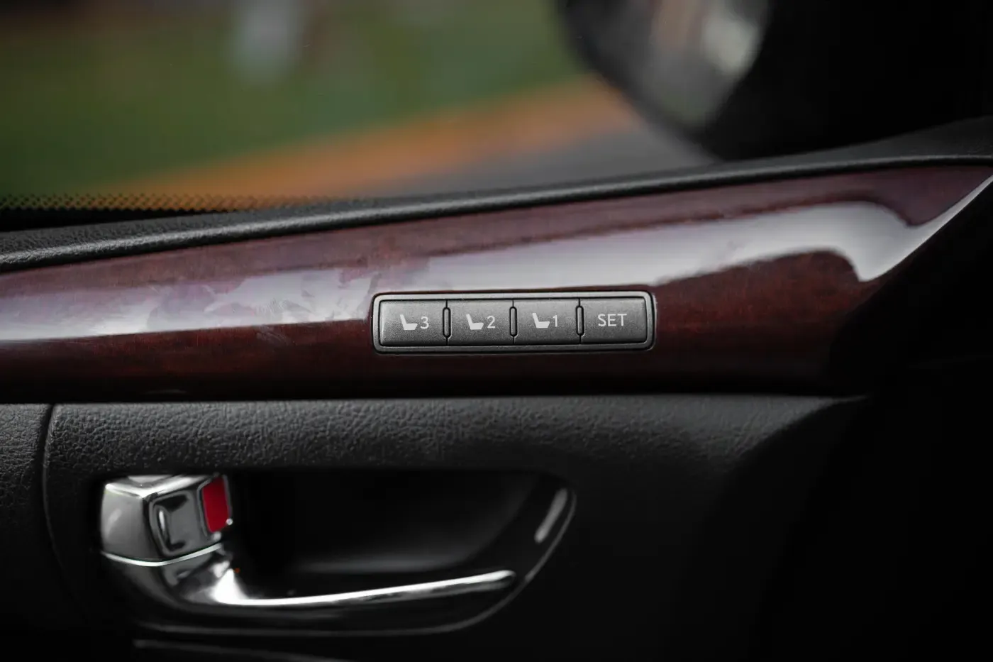 LEXUS LX 570 PLUS