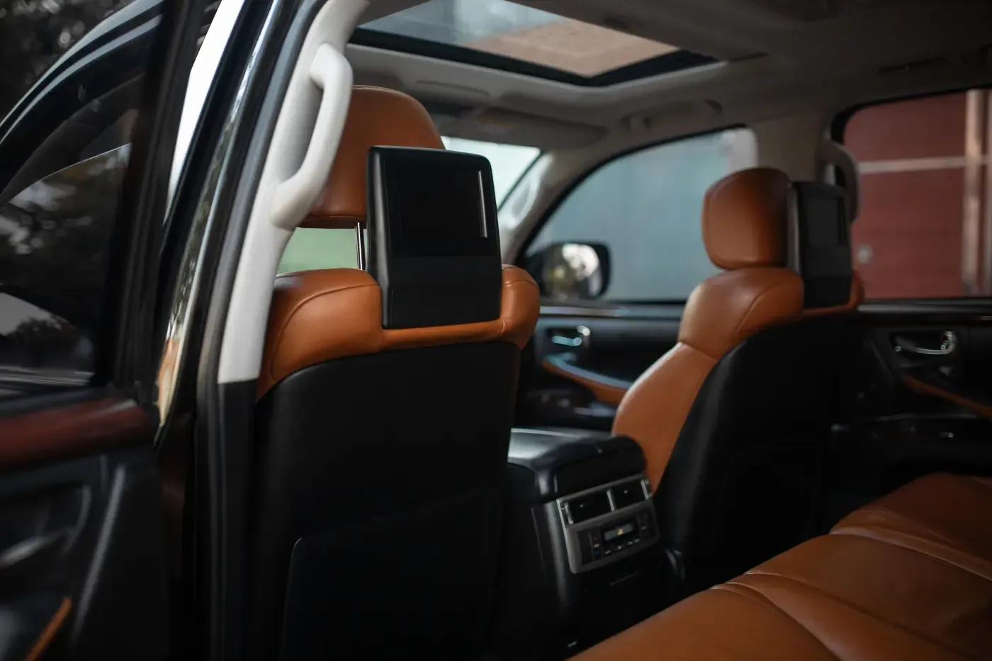 LEXUS LX 570 PLUS