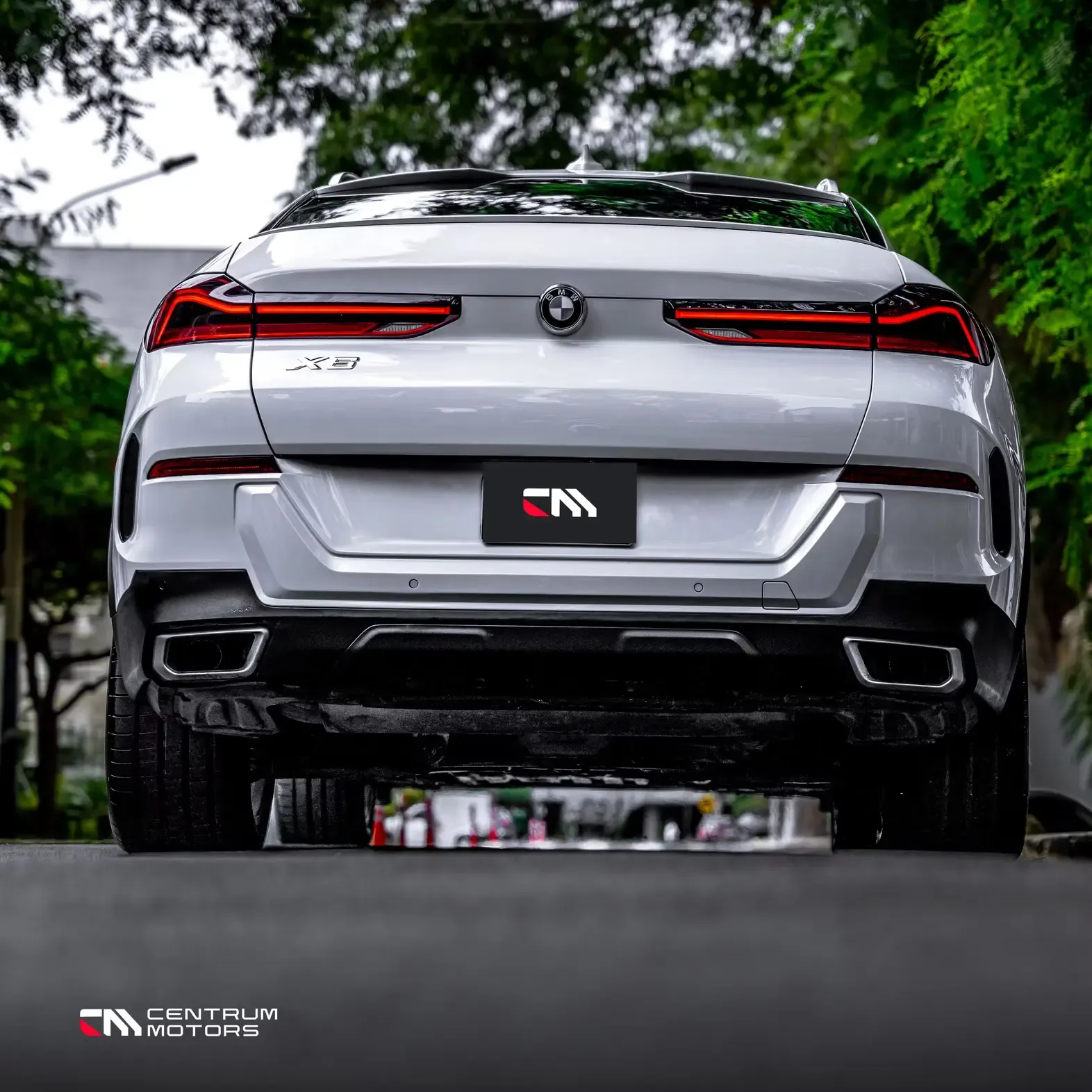 BMW X6 40i