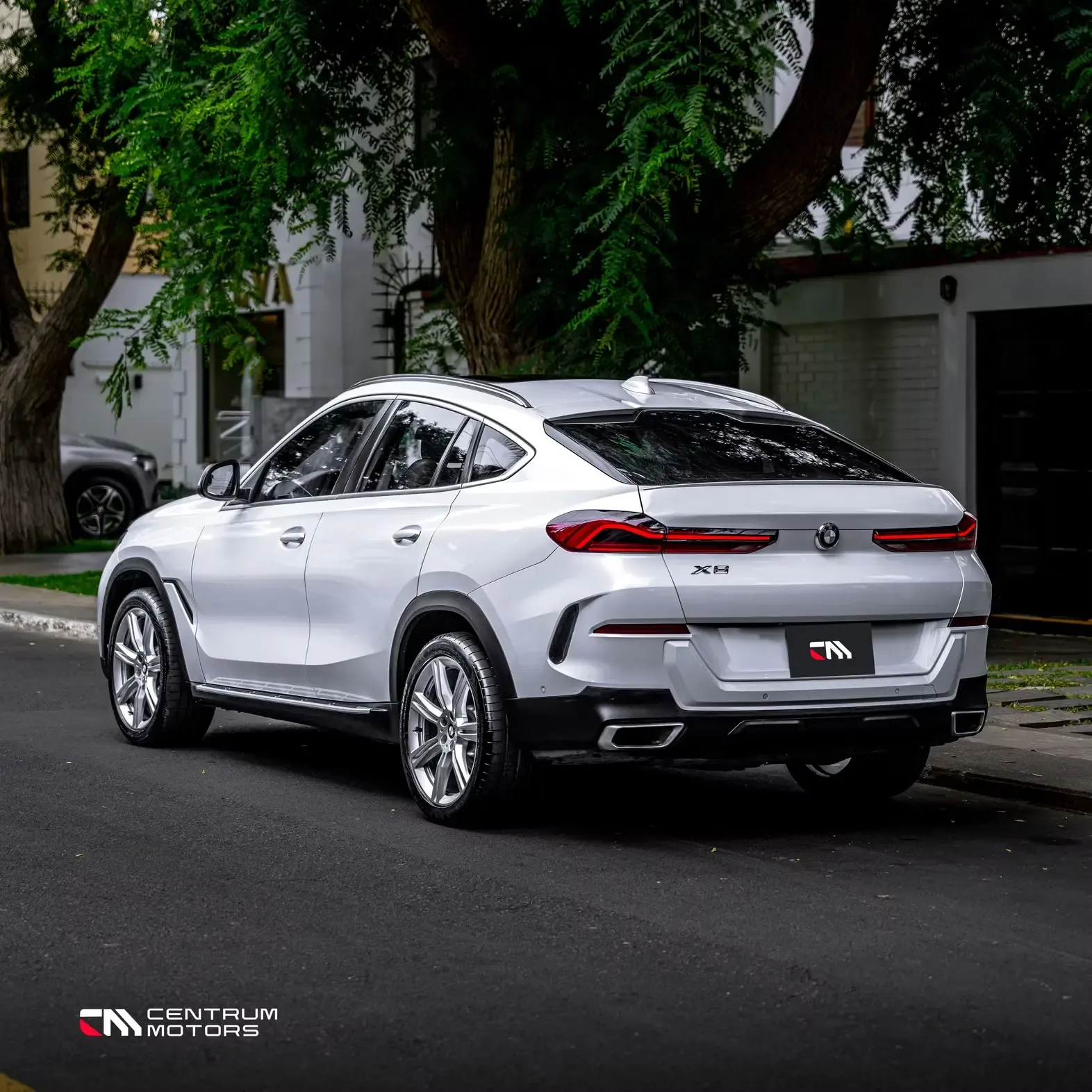 BMW X6 40i