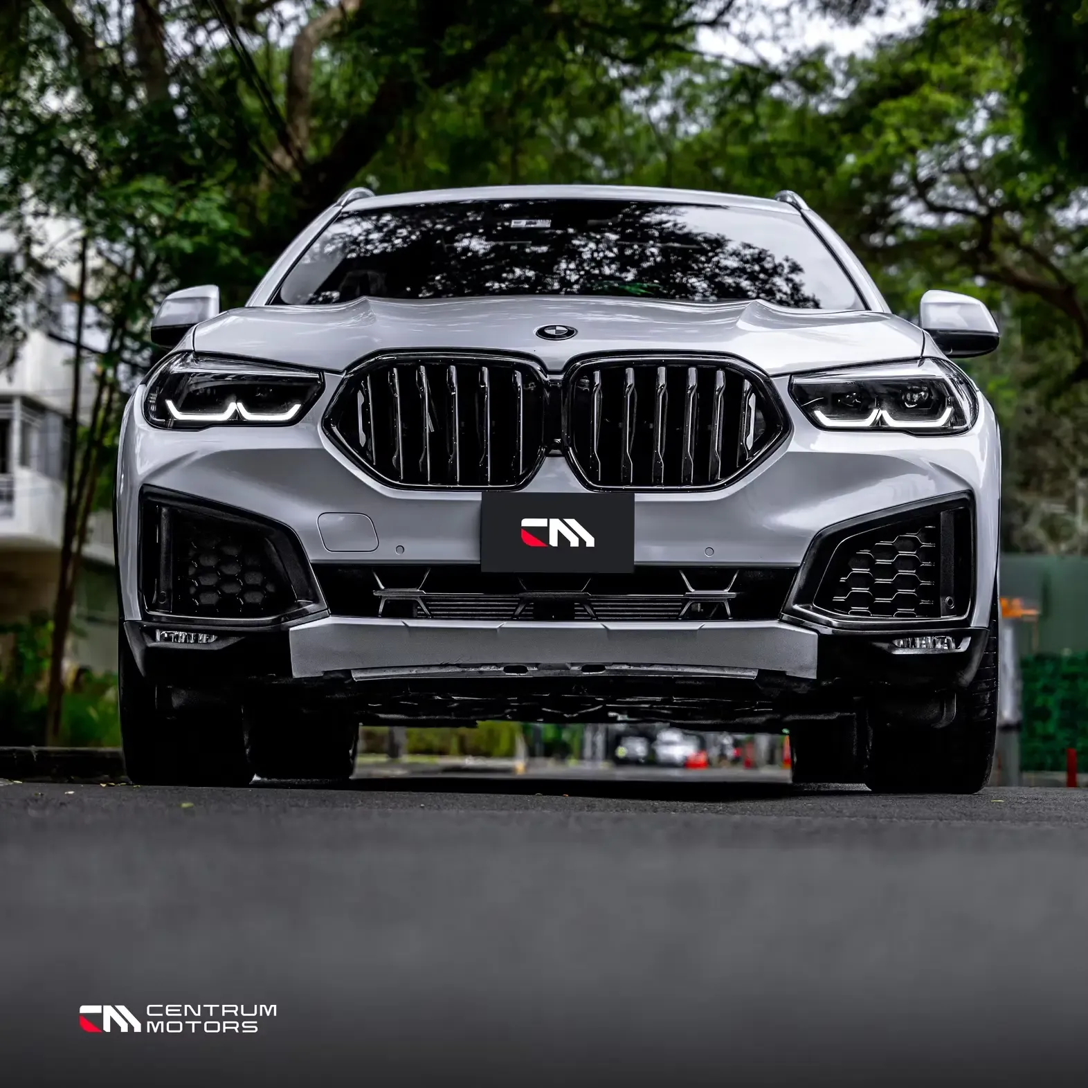 BMW X6 40i