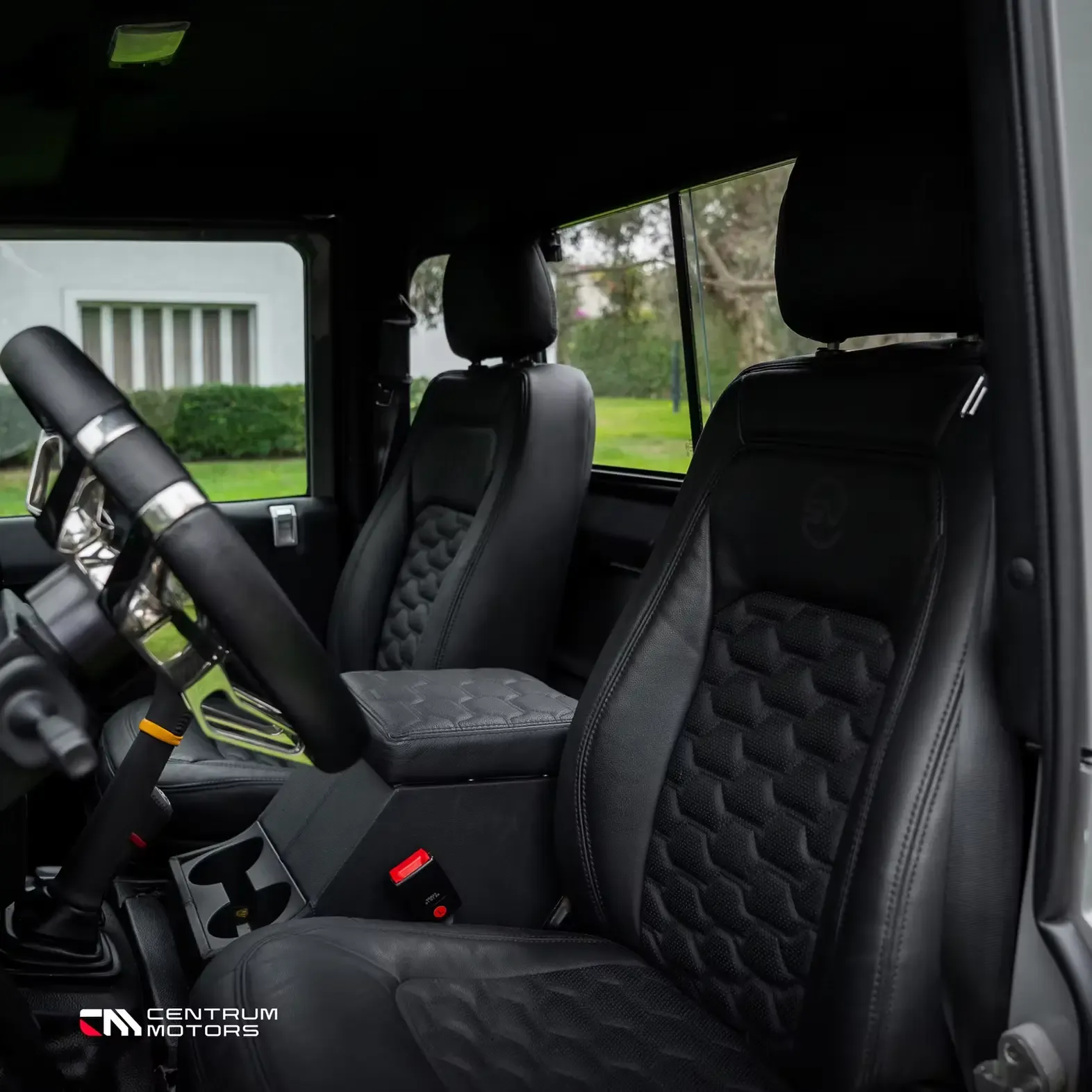 LAND ROVER Defender 130 Hi-Cap