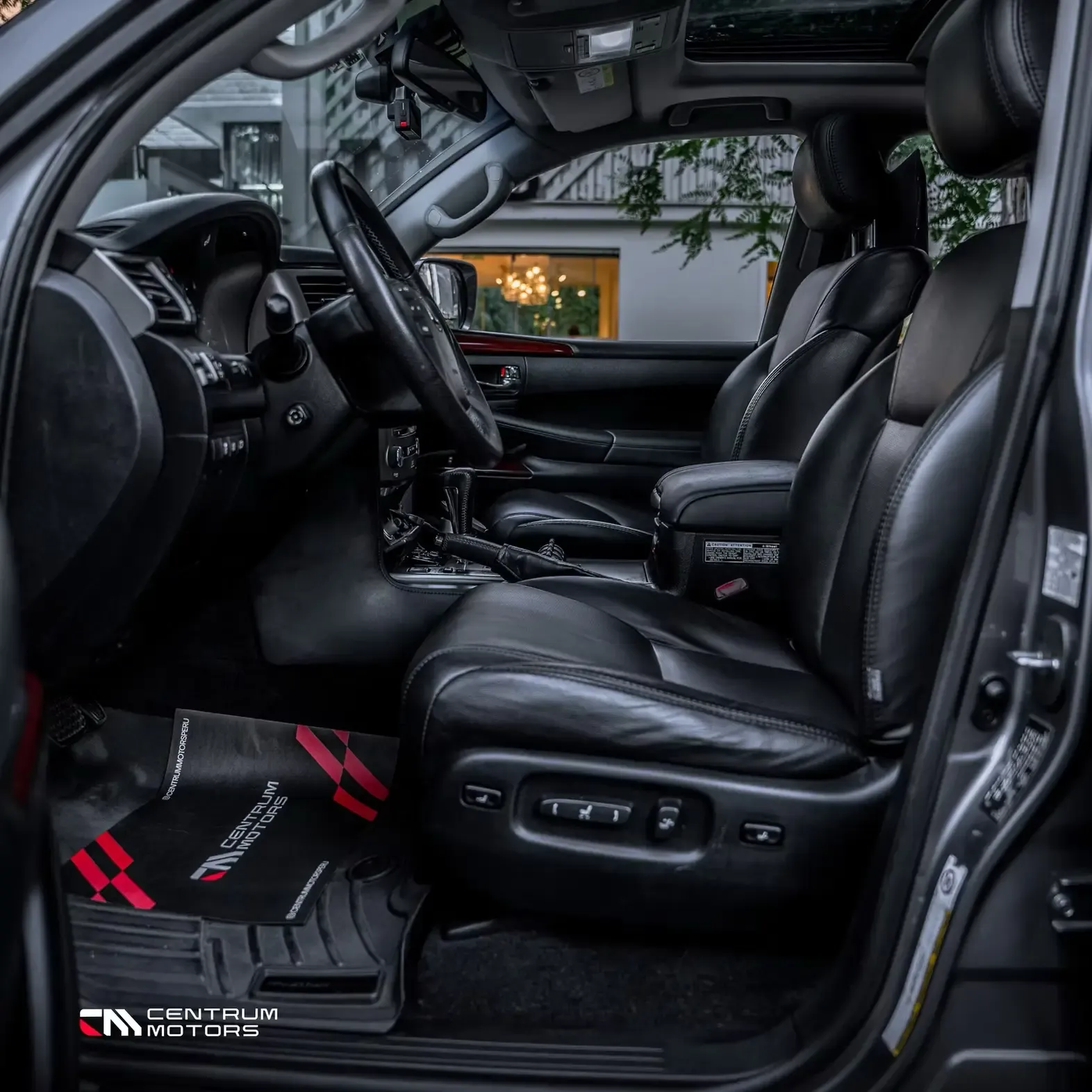 LEXUS LX 570