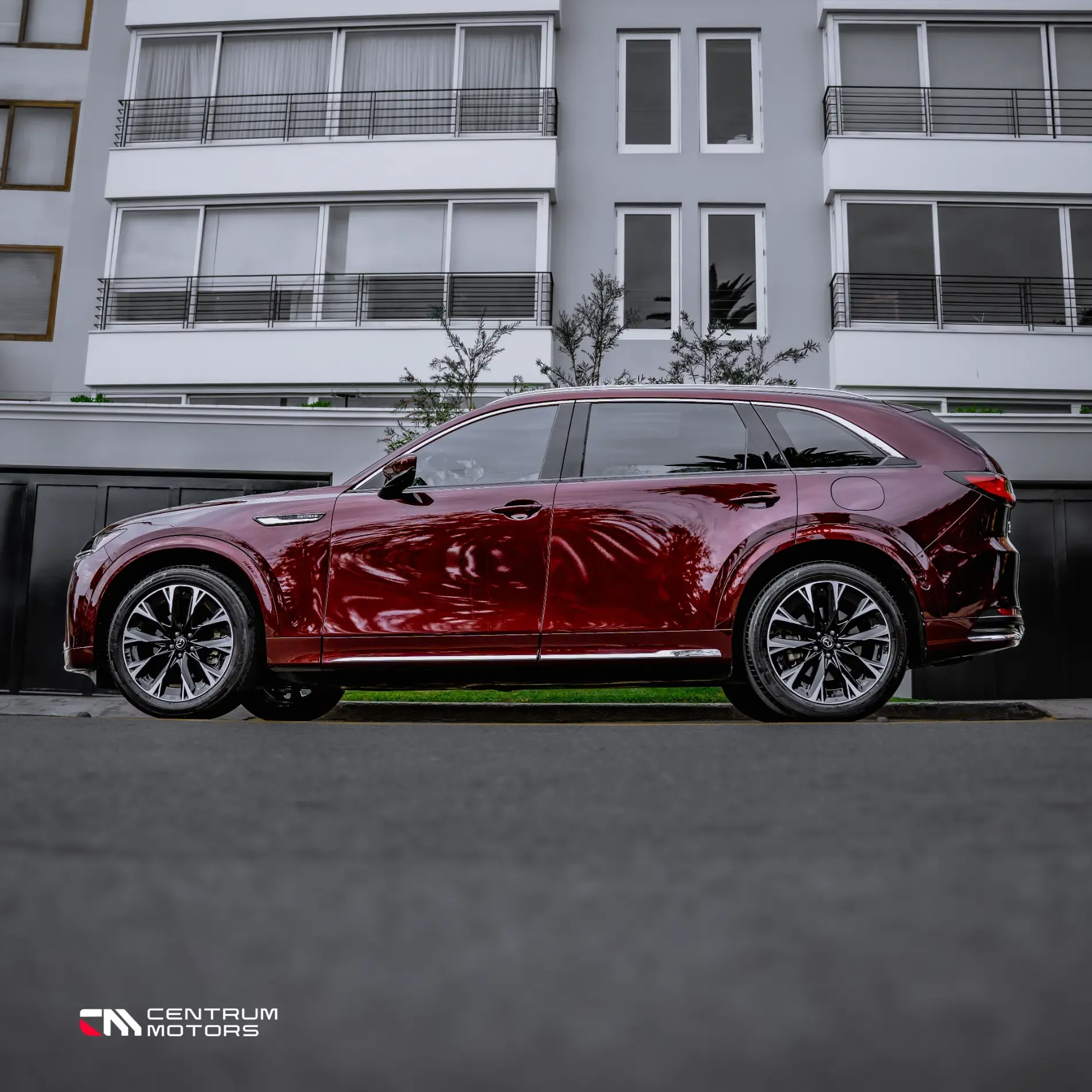 MAZDA CX-90 Signature