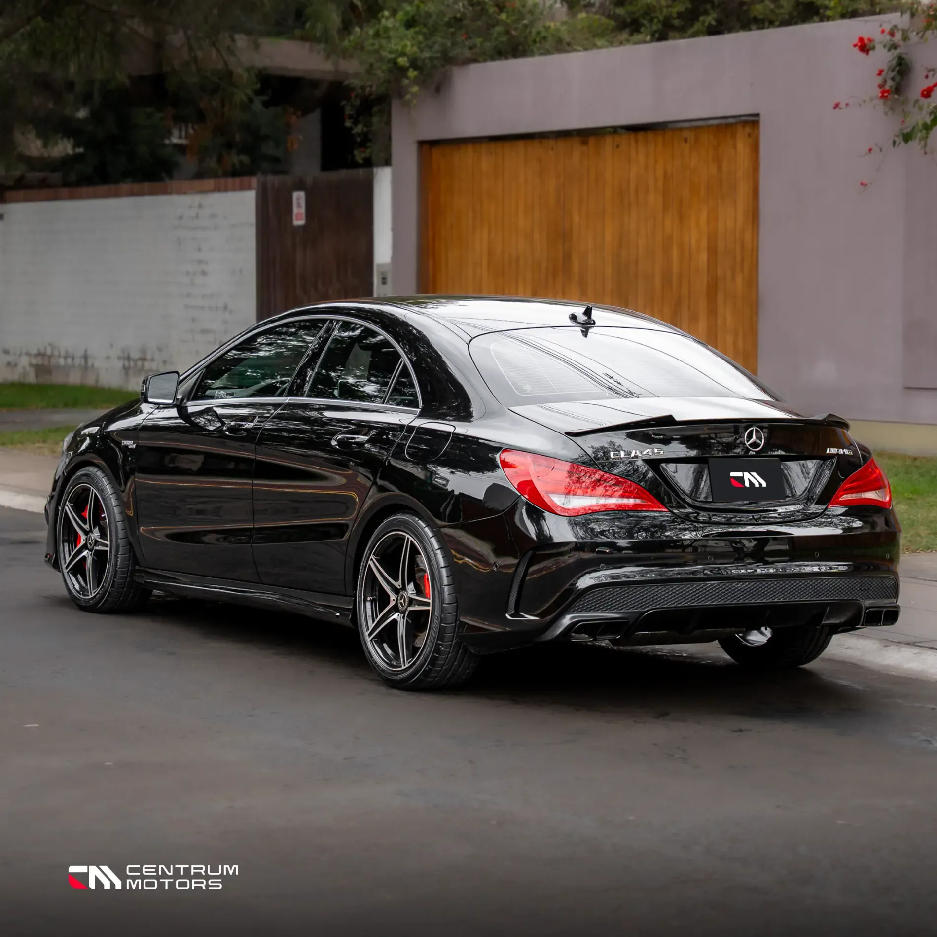 MERCEDES BENZ CLA 45 AMG