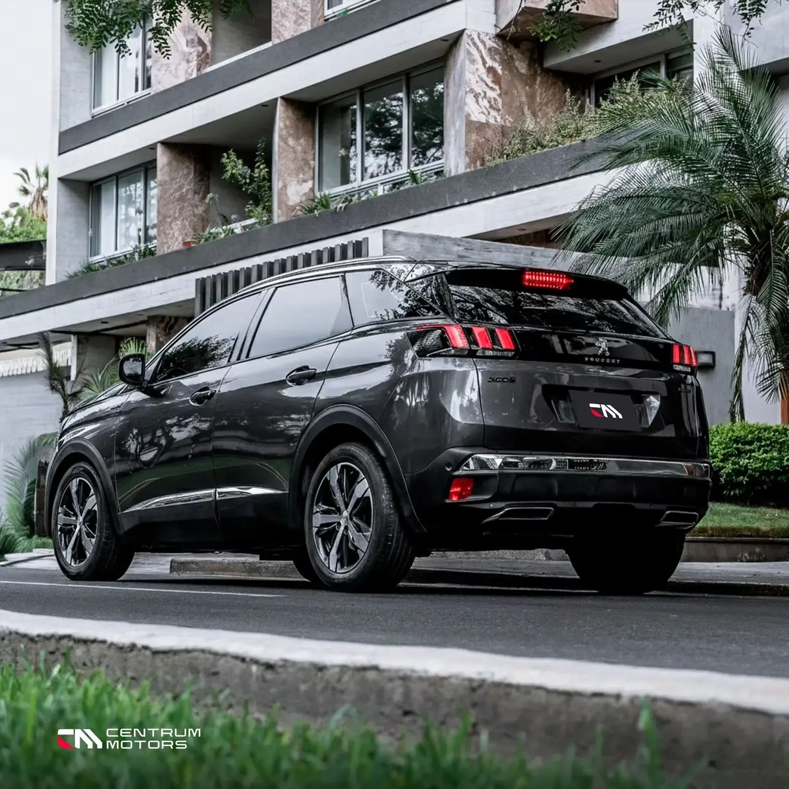 PEUGEOT 3008 GT-LINE 1.6 THP AT6