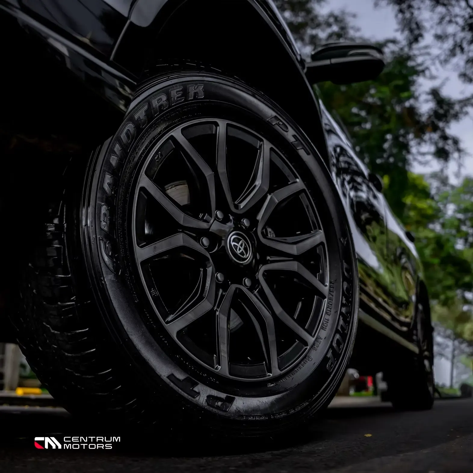 TOYOTA Fortuner GR