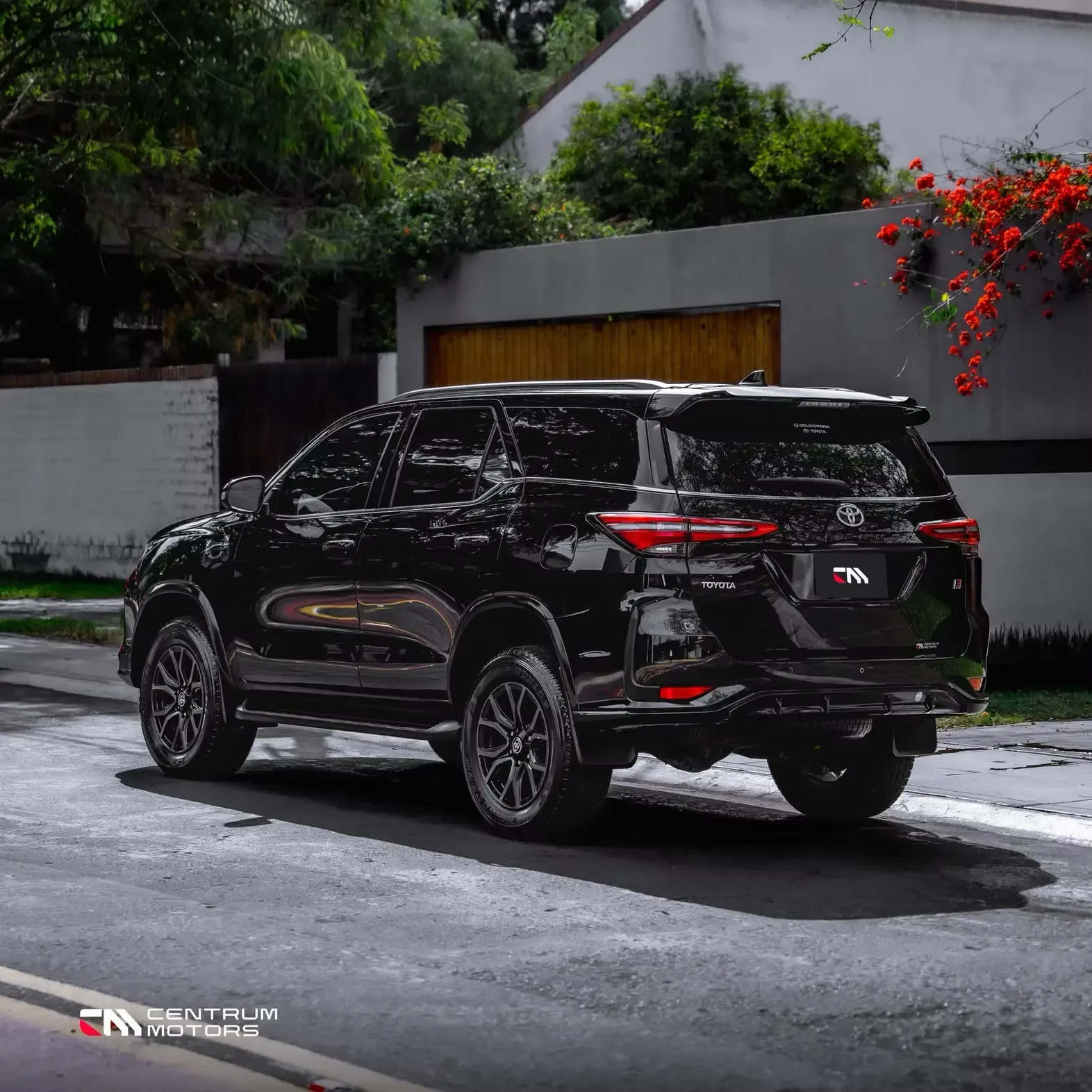 TOYOTA Fortuner GR