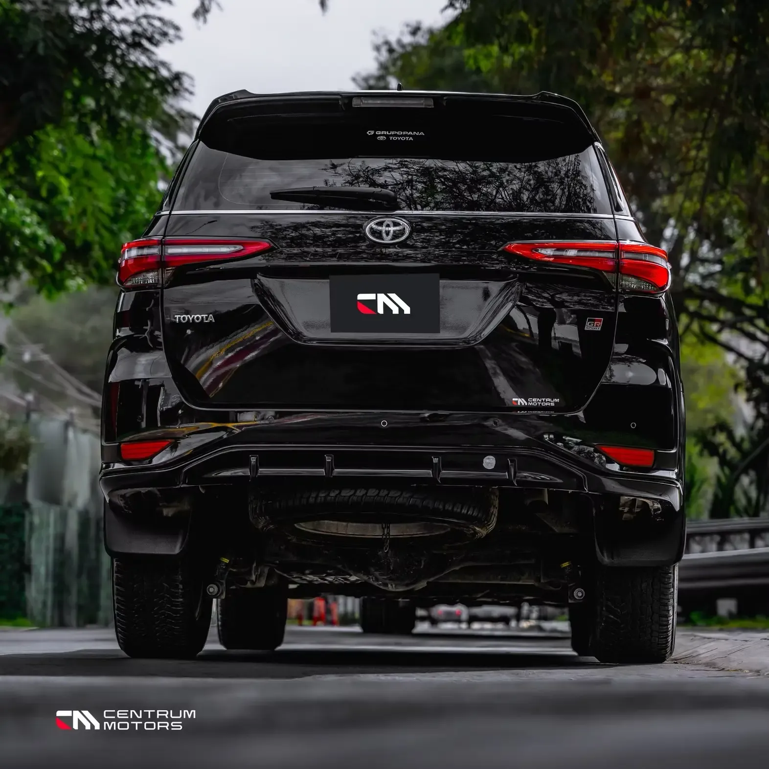 TOYOTA Fortuner GR