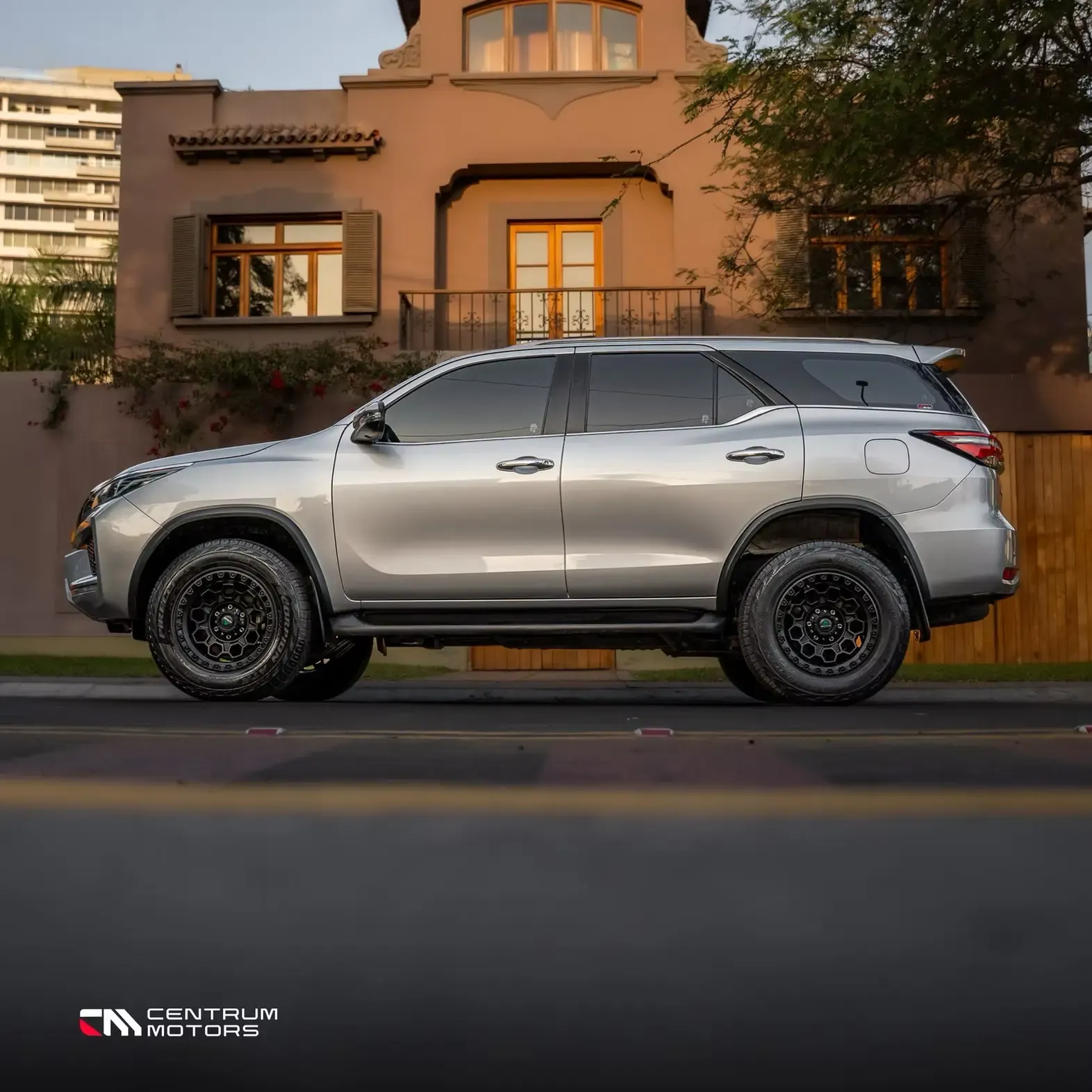 TOYOTA Fortuner 2.7 City 4X2 AT