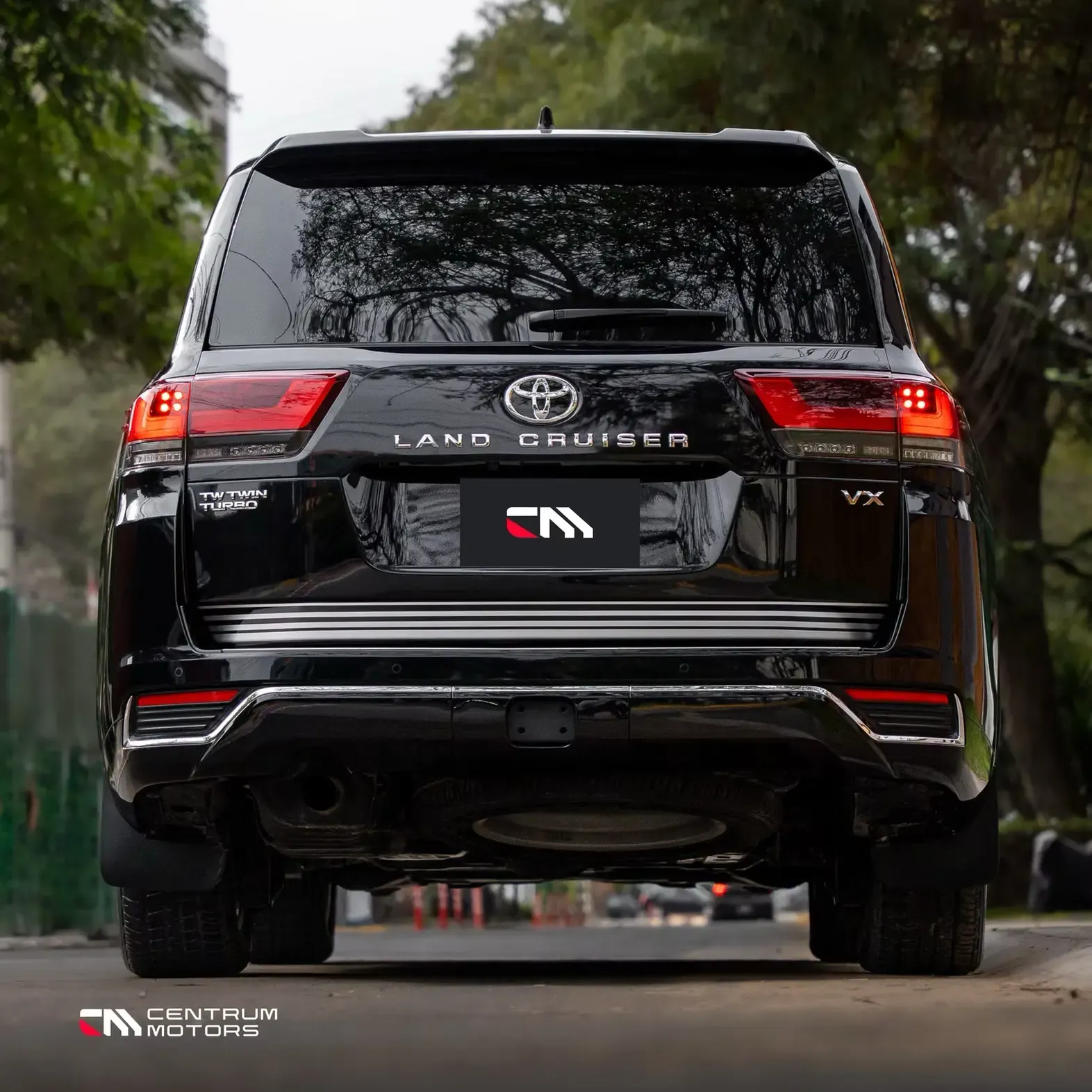 TOYOTA Land Cruiser 300