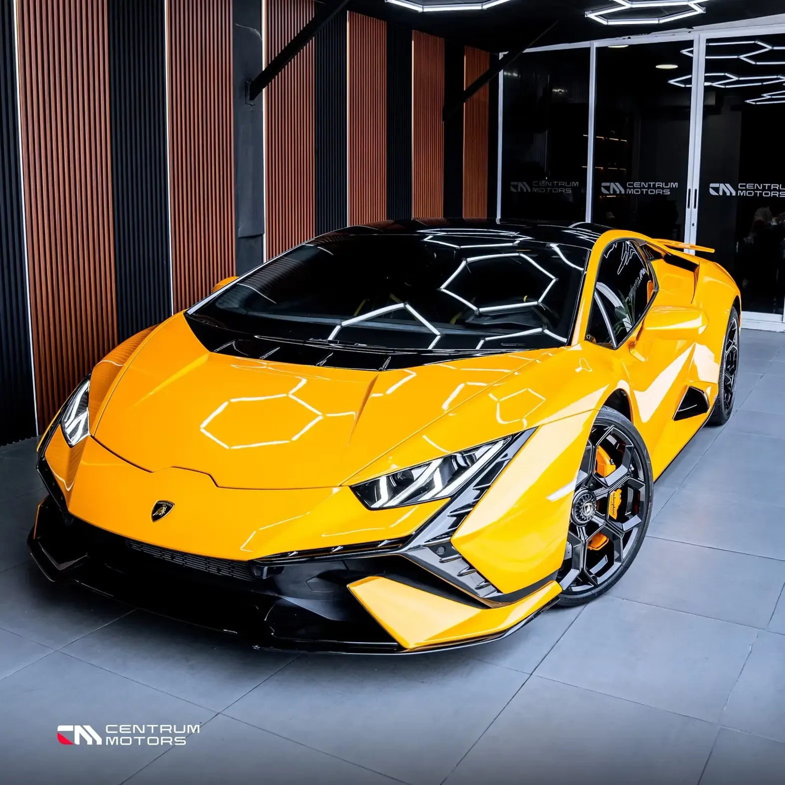 LAMBORGHINI Huracan Tecnica