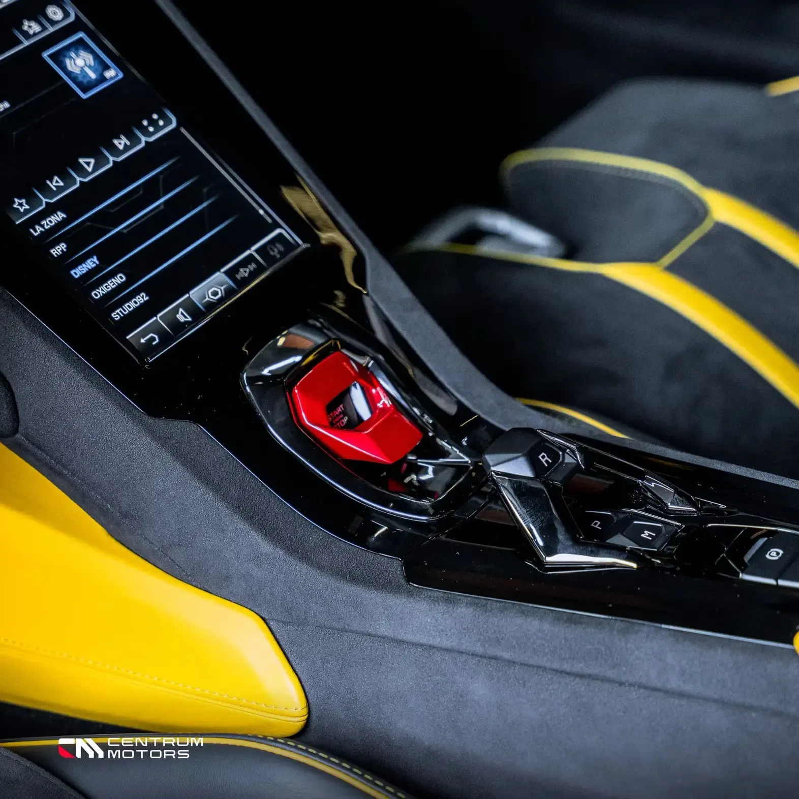 LAMBORGHINI Huracan Tecnica