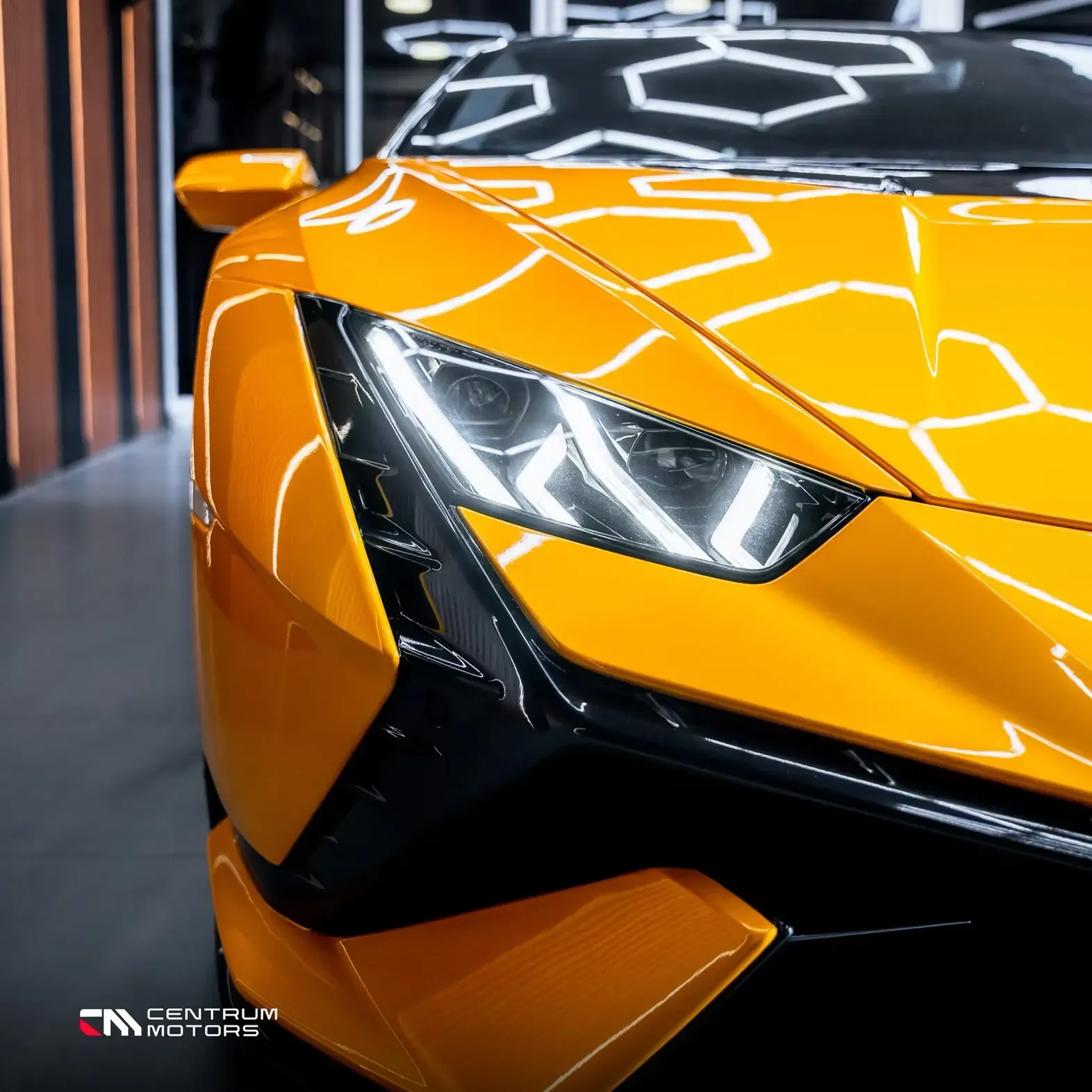 LAMBORGHINI Huracan Tecnica