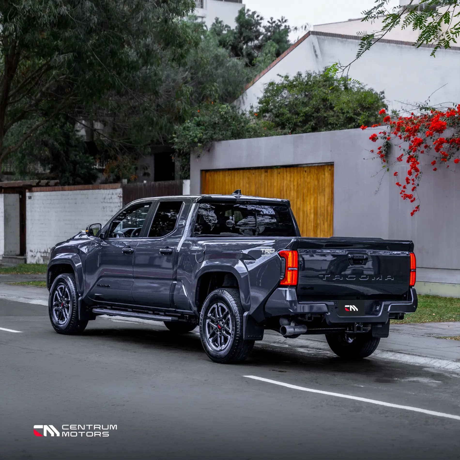 TOYOTA Tacoma TRD Sport Premium