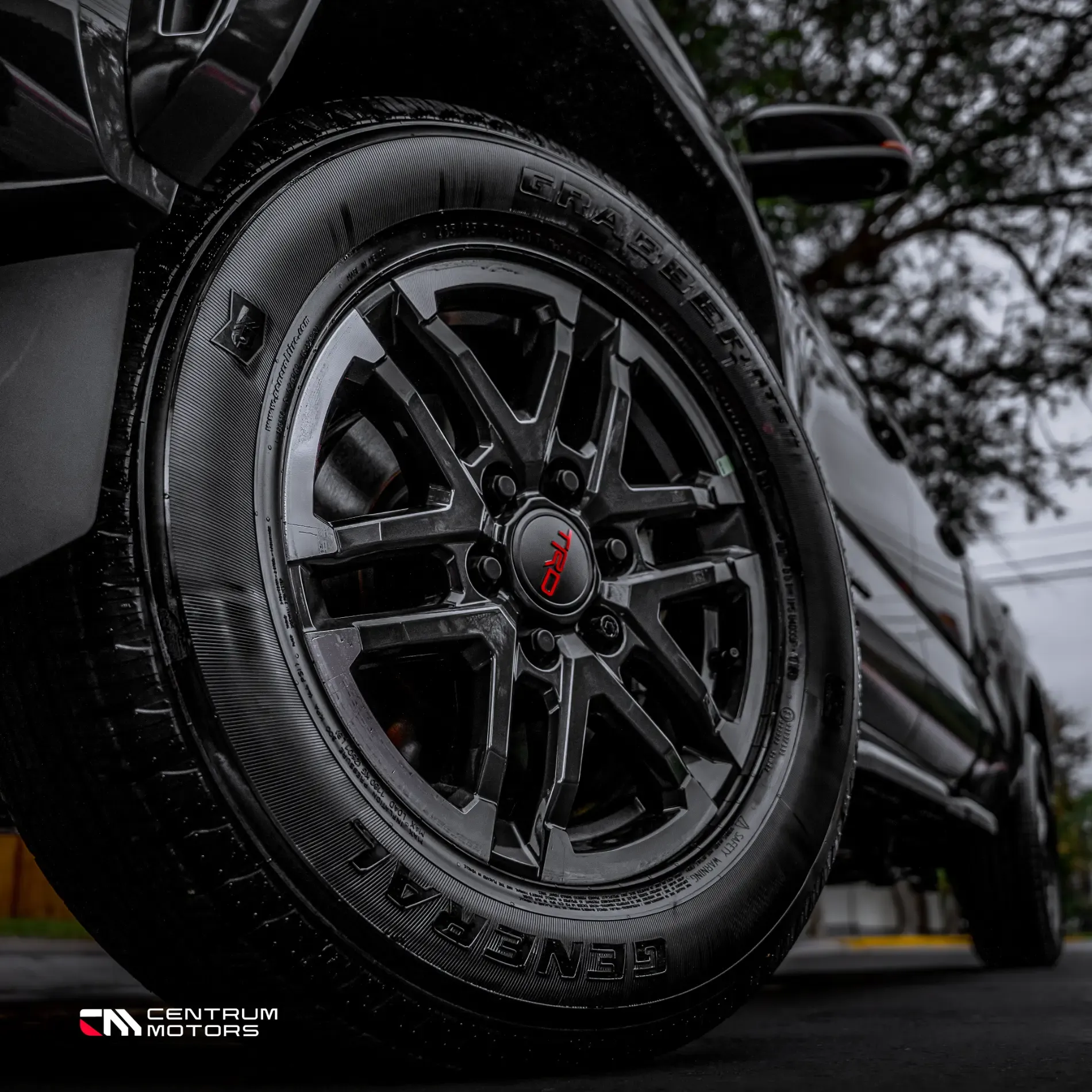 TOYOTA Tacoma TRD Sport Premium