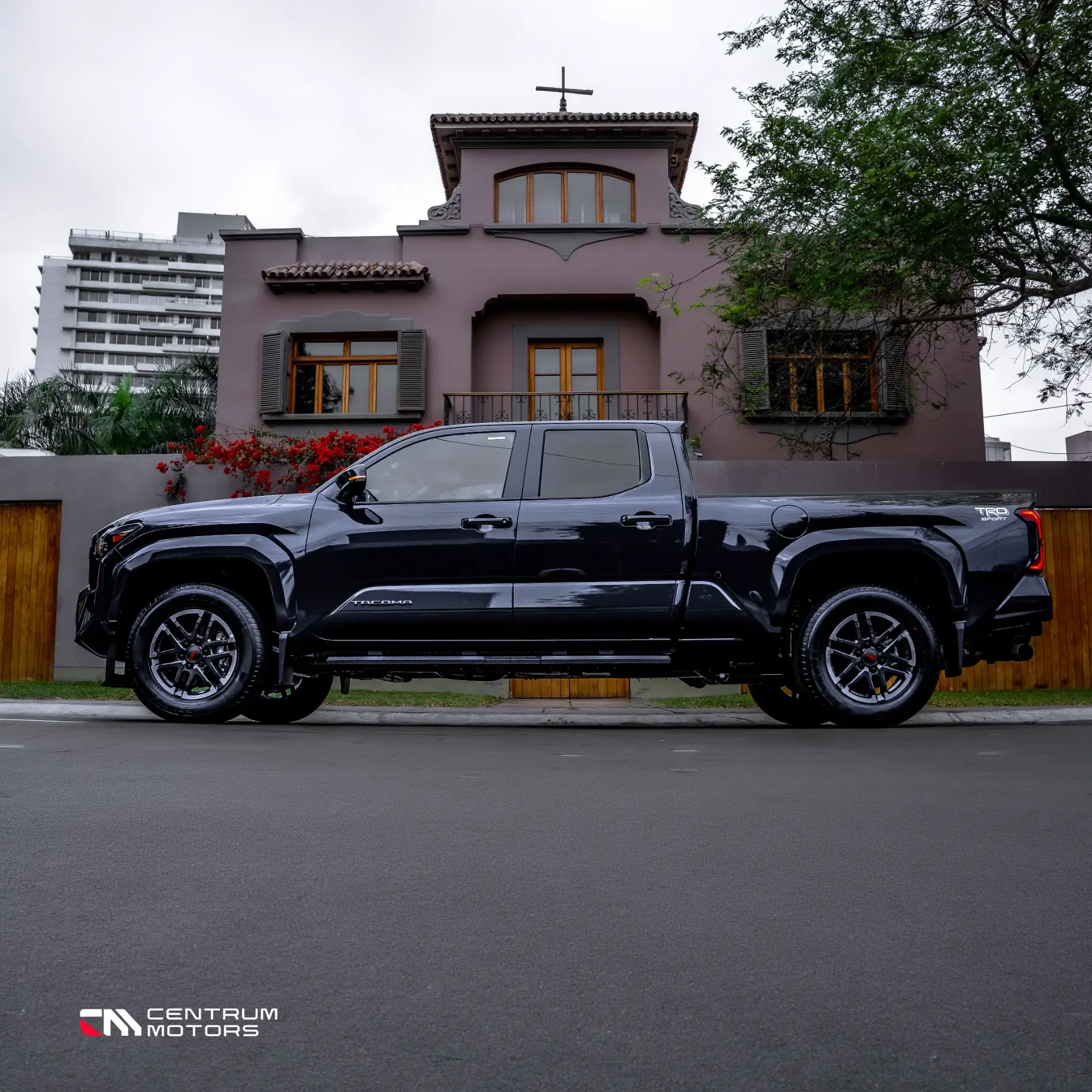 TOYOTA Tacoma TRD Sport Premium